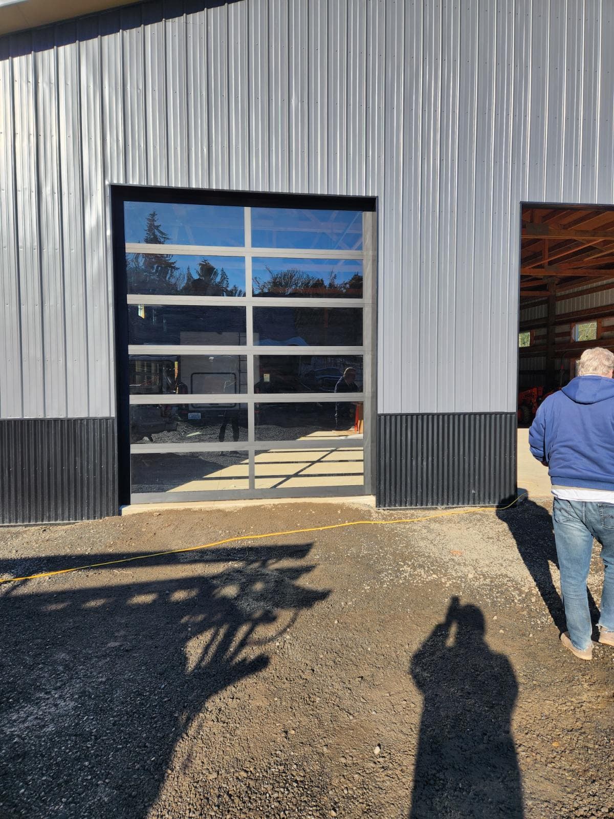 Gallery photos for Stunning EL200 Garage Doors Installed in Poulsbo: Image #1